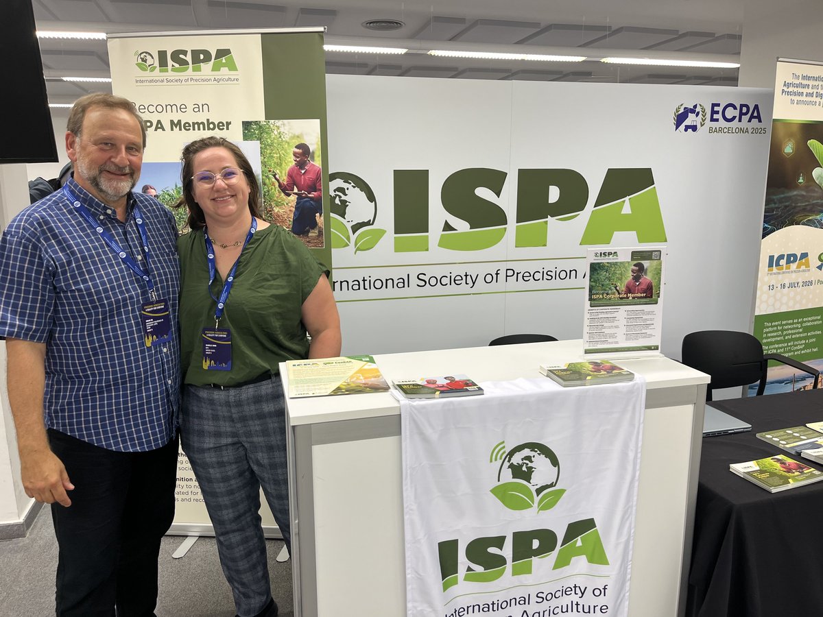IntSoPA's tweet image. The International Society of Precision Agriculture was pleased to support the 15th European Conference on Precision Agriculture. The society had a booth and many of our board members attended. Thank you to Emilio Gil for sharing the event.
#ISPAg