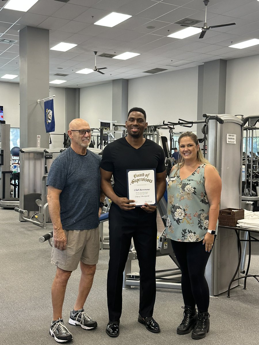 vcjaniceparvin's tweet image. Congratulations to Club Ravenous on their ribbon cutting in Moorpark! 💪🎉 It’s great to see new fitness spaces open in our community. #MoorparkStrong #RibbonCutting #ClubRavenous #SupportLocalFitness