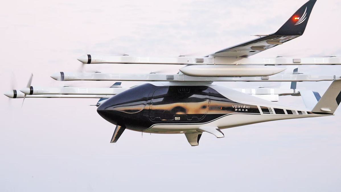 Bodhi_D_dharma's tweet image. 🔴A new era of flight is taking off in China!

Meet Matrix 1 — 🇨🇳’s first 2-ton, five-seat eVTOL, developed by Zhongshan FCourier Aviation. With a 250km range &amp;amp; 200km/h top speed, it’s set to reshape regional travel.

#eVTOL #Matrix1 #ChinaTech  #AviationInnovation #DroneTech