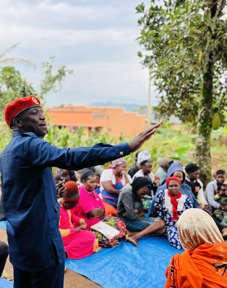 MaserukaRobert's tweet image. We daily meet up people for the cause that we hold. The message is concentrated on the change well desired for this our motherland Uganda.
#ProtestVoteUg2026
#mukonosouth
#nupfundraisingdrive