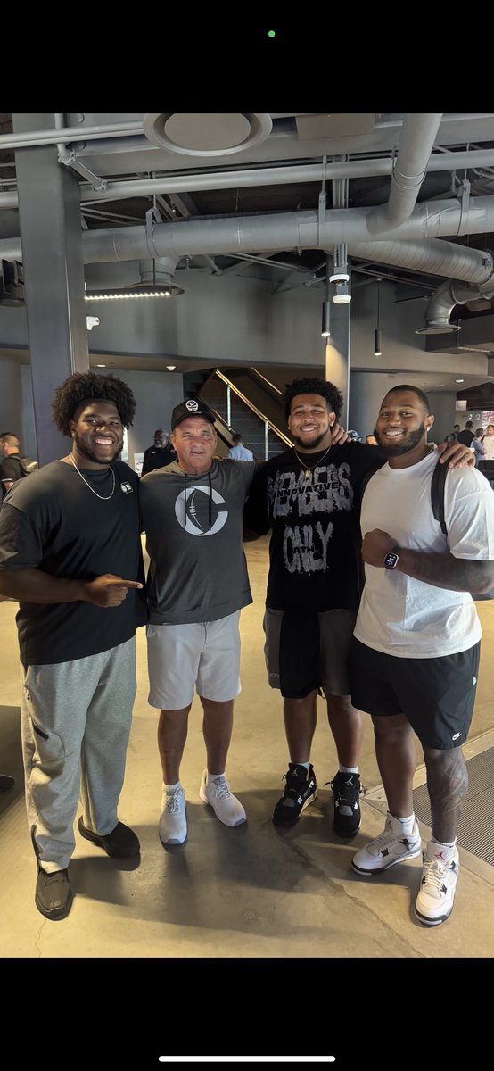Brian Baldinger (@baldynfl) on Twitter photo .<a href="/OLMasterminds/">OL Masterminds</a> <a href="/AlabamaFTBL/">Alabama Football</a> in the house <a href="/iamtylerbooker/">Tyler Booker🦍</a> <a href="/dallascowboys/">Dallas Cowboys</a> <a href="/KadynProctor1/">Kadyn Proctor</a> <a href="/Titans/">Tennessee Titans</a> <a href="/TKJaayy/">JC “TK” Latham</a> Getting the next generation ready to get their business right #BaldysBreakdowns .<a href="/OLMasterminds/">OL Masterminds</a> <a href="/AlabamaFTBL/">Alabama Football</a> in the house <a href="/iamtylerbooker/">Tyler Booker🦍</a> <a href="/dallascowboys/">Dallas Cowboys</a> <a href="/KadynProctor1/">Kadyn Proctor</a> <a href="/Titans/">Tennessee Titans</a> <a href="/TKJaayy/">JC “TK” Latham</a> Getting the next generation ready to get their business right #BaldysBreakdowns