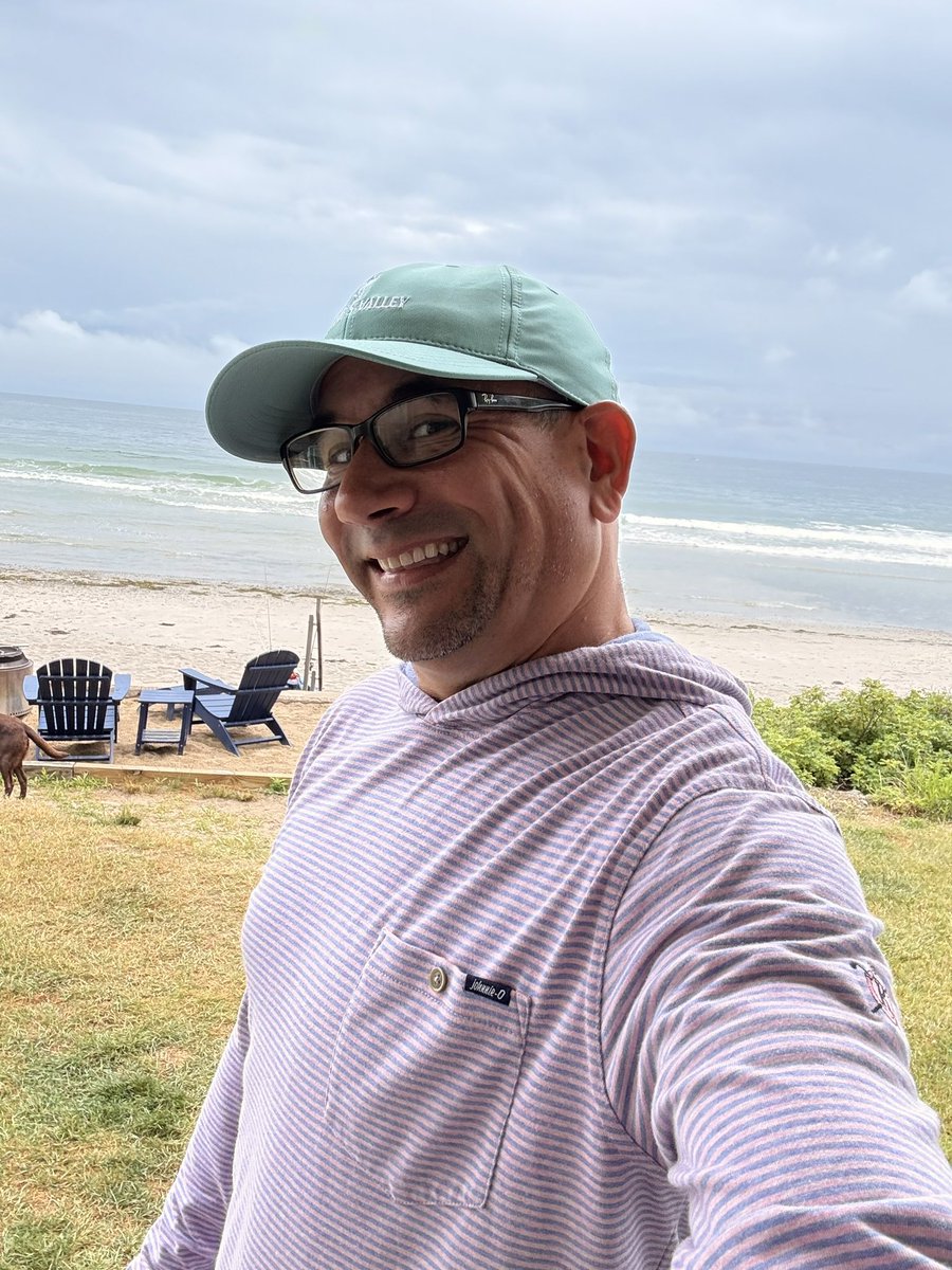 Smiling because it’s in the 70’s in July and I’m not in Texas burning alive. Hoodie from <a href="/johnnieO/">Johnnie-O</a>  #DrakesIsland #Maine
