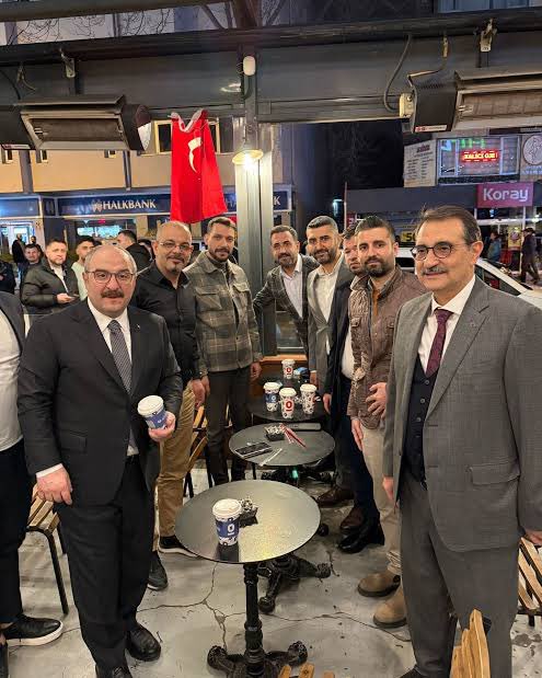 Espressolabın arkadaşlık uygulamasını ilk deneyen ekip