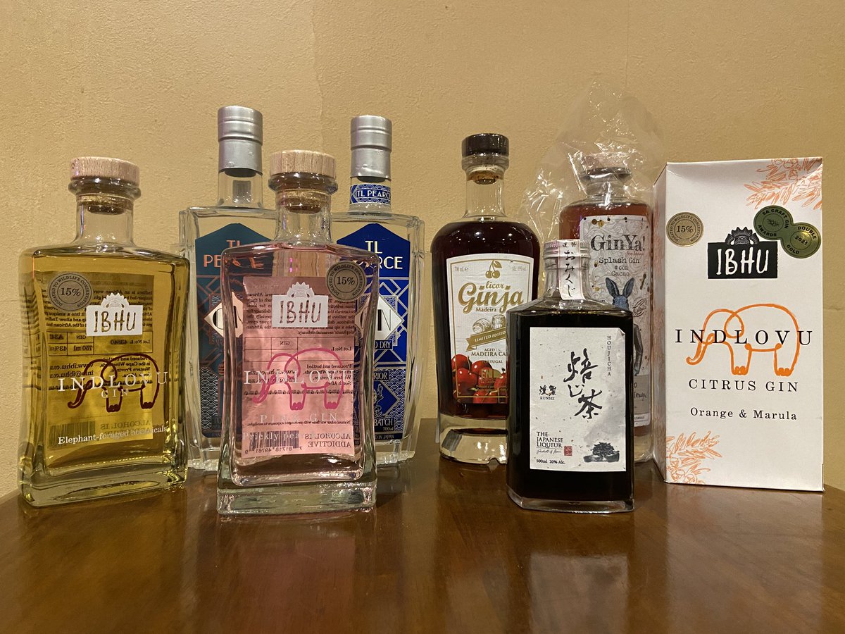 sakeo200's tweet photo. 買ったこと忘れた頃に届きましたwジン多いな、試飲して買ってると安心ですね😊どれも美味すぎる。象も兎も可愛い😍
#TLPearce #TOKYODRYGIN
#Indlovu #Gin #GinYa #SplashGin https://t.co/lQB4cezSjM