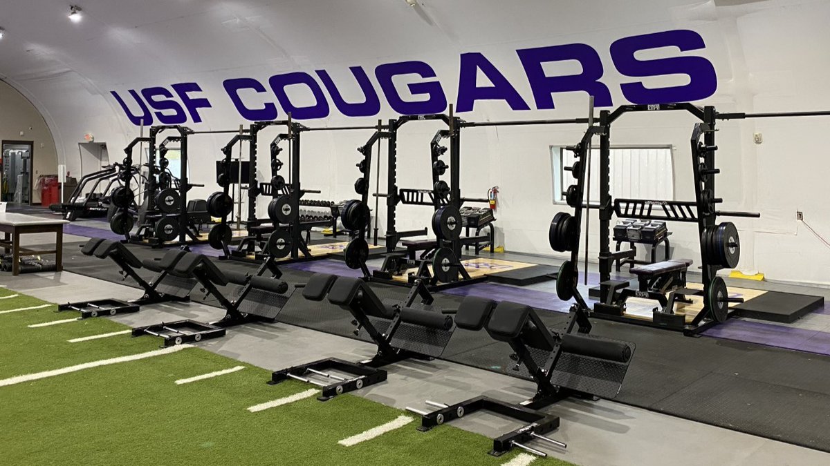 BSNSPORTS's tweet image. We're thrilled to announce a multi-year partnership with the University of Sioux Falls Athletics and NIKE! BSN SPORTS will serve as the exclusive distributor of NIKE products for all 19 USF athletic programs.
Read the full release at: bit.ly/3IeLNOH.