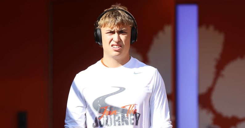 For the 10th consecutive year Tigerillustrated.com is giving subscribers the very latest we are hearing on numerous key #Clemson football players this summer following our conversations with trusted contacts.
on3.com/sites/tiger-il…