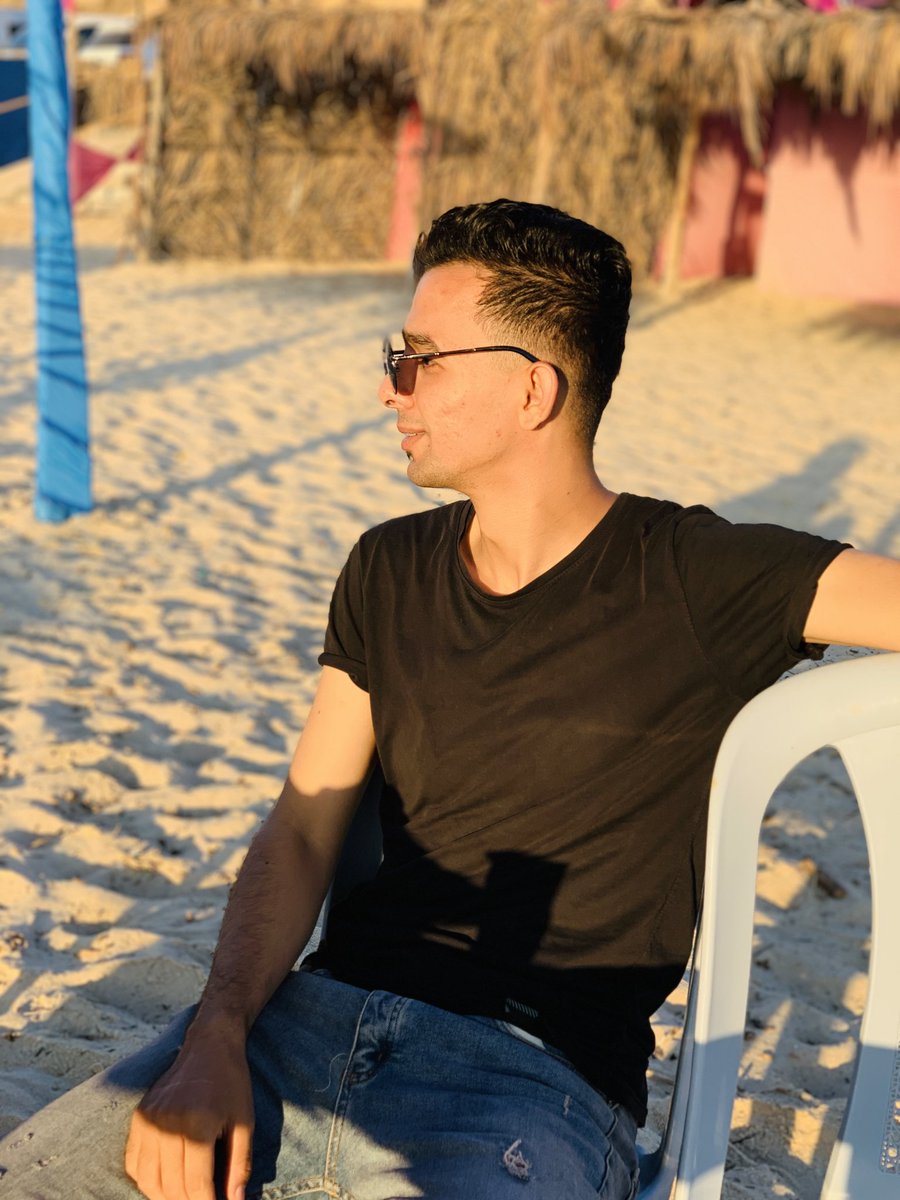 يحاول التغلب على نفسه, لا يسعى للإنتصار على أحد..