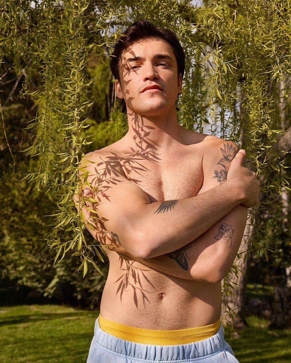 MARAVILHOSO! Juan Perales para <a href="/NetflixES/">Netflix España</a> 🥵