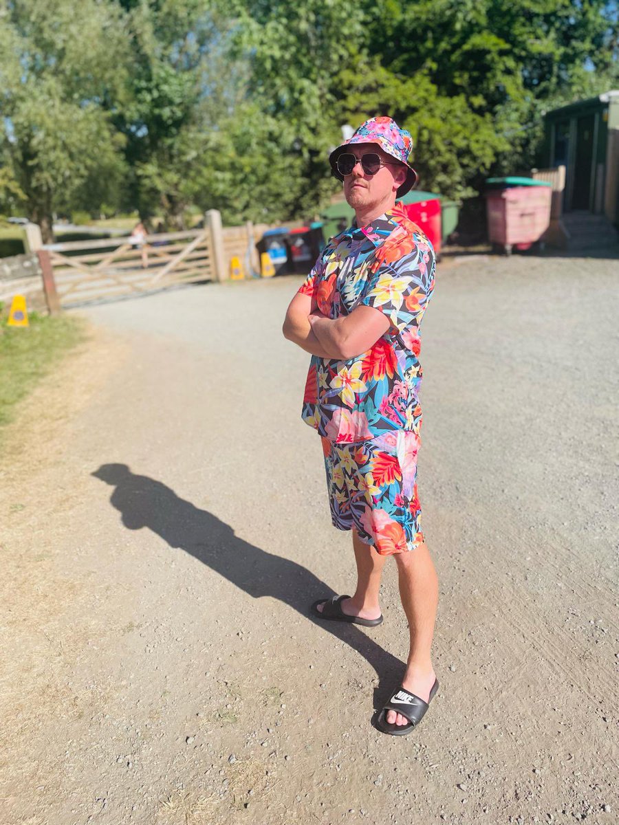 It’s beach party night on the last night of #UCWales25 and Mr Sidwell is leading by example! 🏴󠁧󠁢󠁷󠁬󠁳󠁿