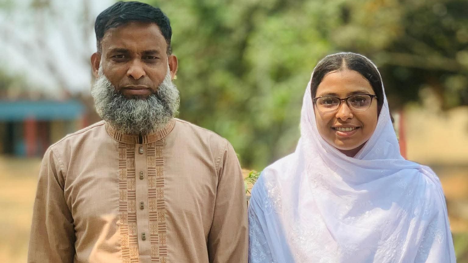 স্কুল প্রতিষ্ঠার ৪৩ বছর পর প্রথম গোল্ডেন জিপিএ-৫, ইতিহাস গড়লো আফরোজা