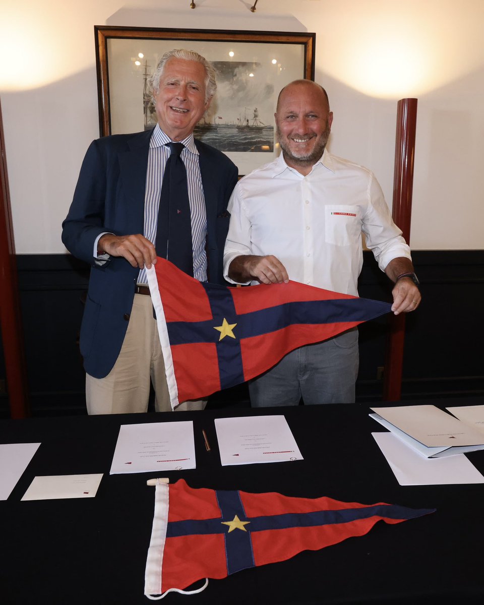 Luna Rossa disputerà la sua settima sfida con i colori del Circolo del Remo e della Vela Italia di Napoli. Un sentito grazie al Circolo della Vela Sicilia per le tre indimenticabili sfide vissute insieme
Leggi la news: shorturl.at/HDLNn