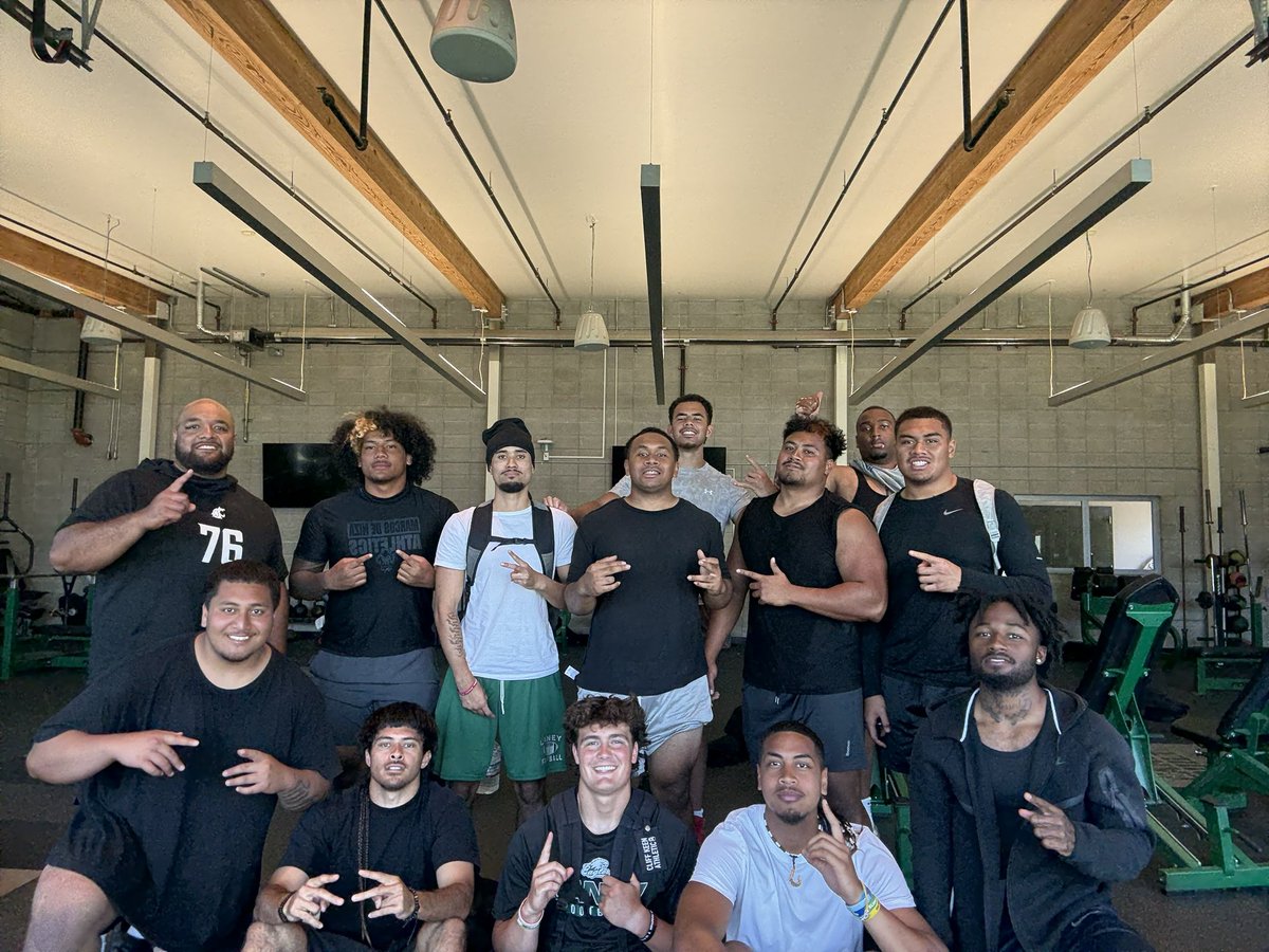 Kalafitoni Pole (@coachkpole) on Twitter photo First Bible study at the #Nest was great! Had great time feeding the spirit with the boys. We serve a great God and so thankful for His grace.
#JesusIsOurChampion <a href="/LaneyCollegeFB/">Laney College Football</a> First Bible study at the #Nest was great! Had great time feeding the spirit with the boys. We serve a great God and so thankful for His grace.
#JesusIsOurChampion <a href="/LaneyCollegeFB/">Laney College Football</a>