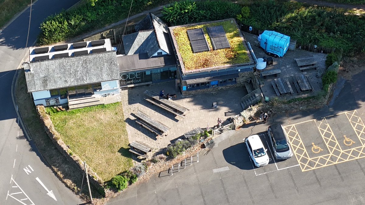 Ness Cove .. A perfect location to spend the day .. award winning food &amp; drink , zoo, golf , dog friendly blue flag beach &amp; the famous smugglers tunnel  .. free parking after 6 pm if your visiting cafe ODE for wood fired pizza or supper 🎉 what’s not to like 💚