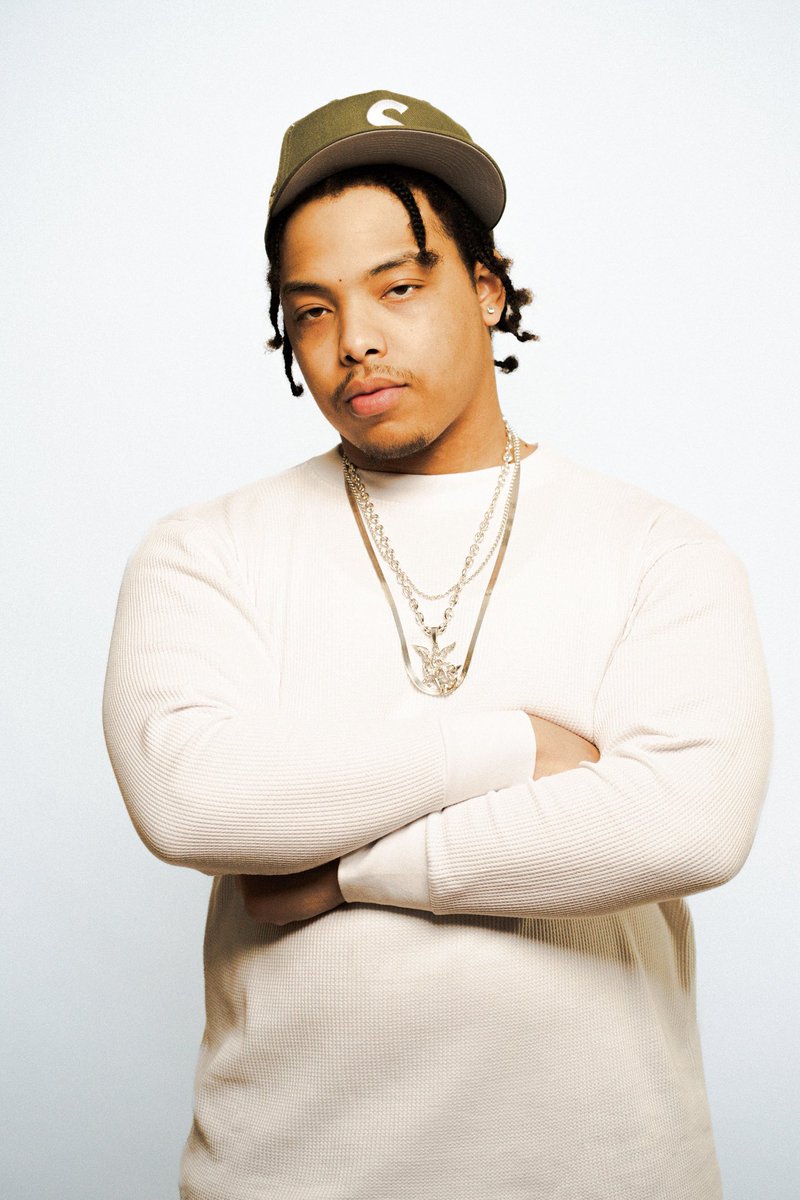 yashflee's tweet image. movement.