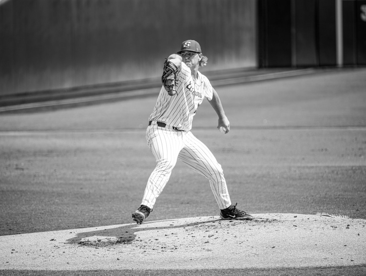 THSB Player Spotlight - Nolan Moore  - New Braunfels
Stat Line: 10 W, 121 K, 0.52 ERA, 24 H, 6 2B, 3 3B, 1 HR, 13 R, 17 RBI

Moore was a 5A THSCBA All-Star selection who is committed to Texas State.  See where Nolan ranks among the stat leaders in the ZV-TEE/THSB Postseason Stat