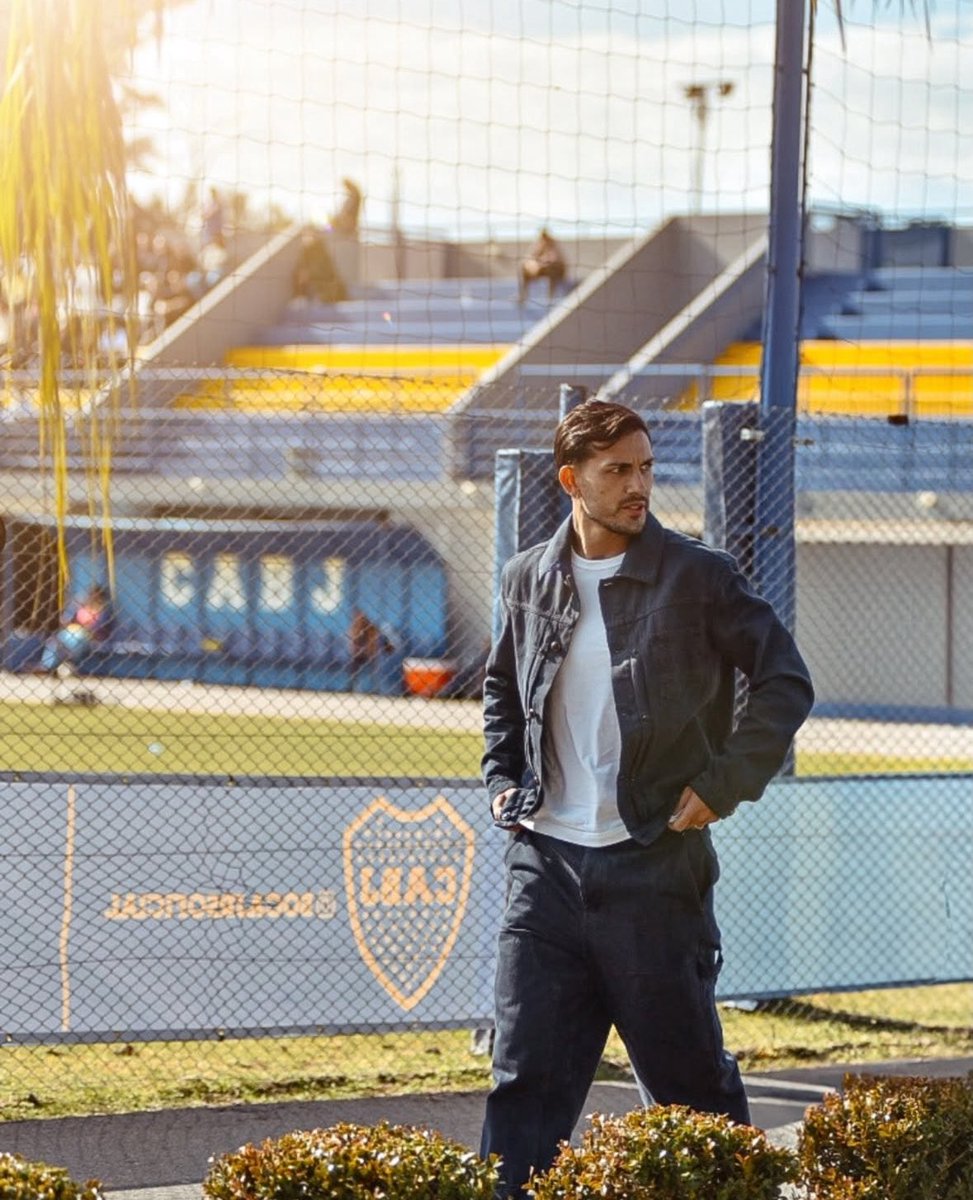 Bienvenido a casa, <a href="/LParedss/">leo paredes</a> 💙💛