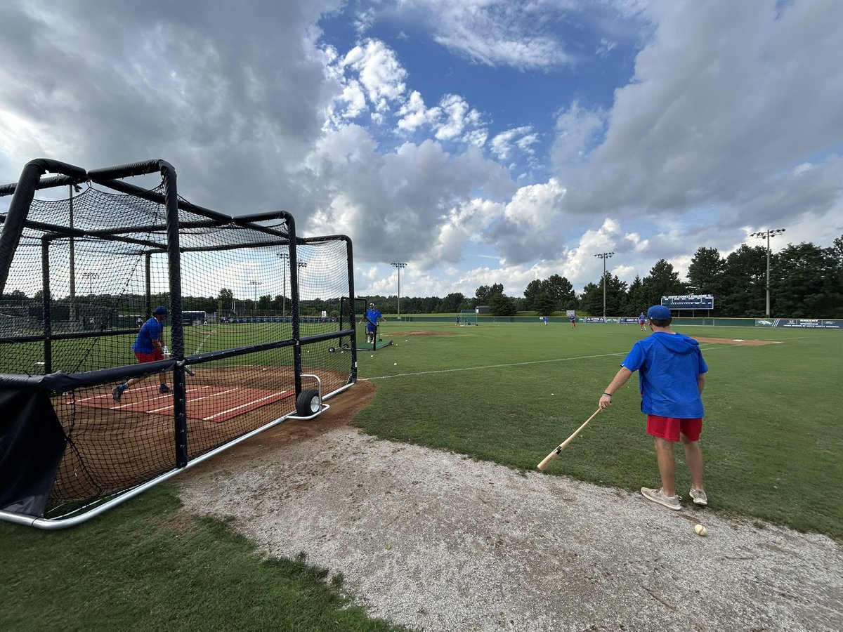 Andrew Relvas (@andrewrelvaspxp) on Twitter photo Thursday night baseball!
Tonight the Thunderbolts make the final trip to Lorton of the season.
Tonight it’s the
SS Takoma <a href="/TBolts_Baseball/">Silver Spring-Takoma Thunderbolts</a> (12-14, L7)
Vs the
Metro <a href="/SoCoBraves/">Metropolitan (South County) Braves</a> (7-19, L3)
The Thunderbolts look to break their losing skid, find out at 7!
youtube.com/live/kk55zfYJa… Thursday night baseball!
Tonight the Thunderbolts make the final trip to Lorton of the season.
Tonight it’s the
SS Takoma <a href="/TBolts_Baseball/">Silver Spring-Takoma Thunderbolts</a> (12-14, L7)
Vs the
Metro <a href="/SoCoBraves/">Metropolitan (South County) Braves</a> (7-19, L3)
The Thunderbolts look to break their losing skid, find out at 7!
youtube.com/live/kk55zfYJa…