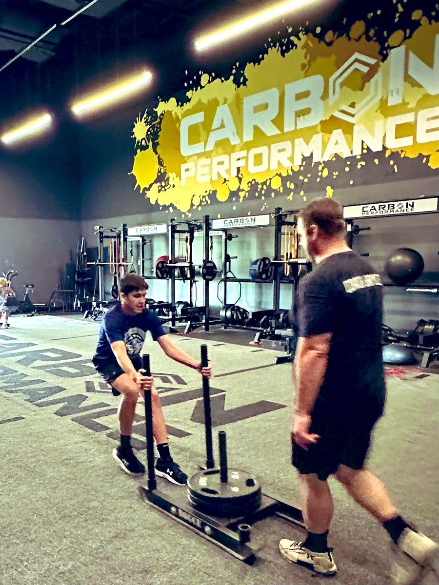 jacobfarmer2029's tweet image. Morning work with @BielBryce. Afternoon lab work @StarsBballClub Looking forward to first season @wcsPHShoops