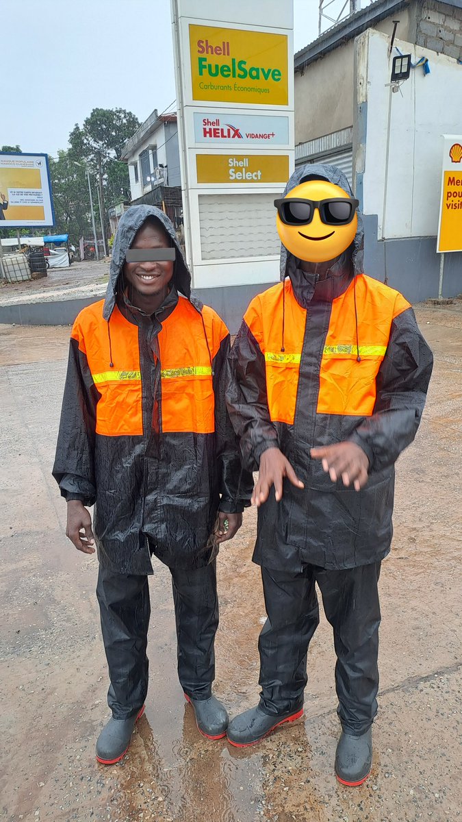 DemclubT's tweet image. Pluie d&apos;aujourd&apos;hui on dirait c&apos;est un rattrapage il fait goy. Depuis hier nuit il pleut non stop🌧🌧
Force à tout les barasseurs 🫱🏼‍🫲🏽💪🏽