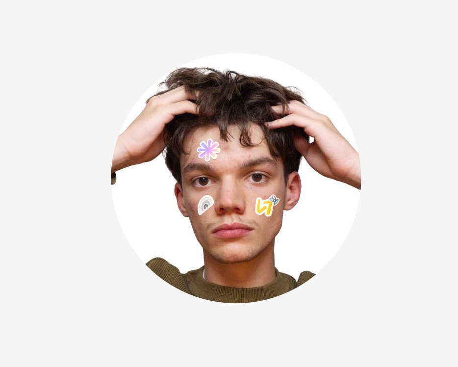 DesignNewsHub's tweet image. CELEB NEWS 🚨: @tomthings1 STUNS in new profile picture.
