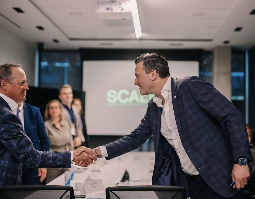 EvanLSolomon's tweet image. Today in Montreal, we announced $98.6M for 23 new AI projects through @Scale_AI—Canada’s AI supply chain cluster.
These projects will help businesses adopt AI to tackle real challenges, from aircraft maintenance to recycling and immunology.