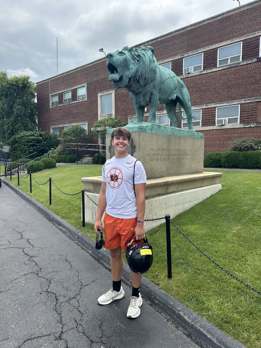 bennetthansen26's tweet image. I had a great time competing at Columbia today! Thanks to all of the coaches for the great opportunity!

@CoachJWood @CoachStoNGo @NJMallard
