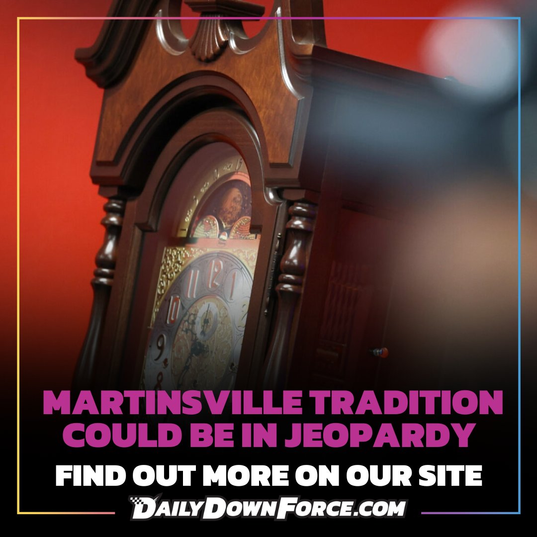 Martinsville’s famous Victory Lane celebration, that’s long been a fan favorite, might be in jeopardy. Full story on The Daily Downforce

dailydownforce.com/martinsville-v…