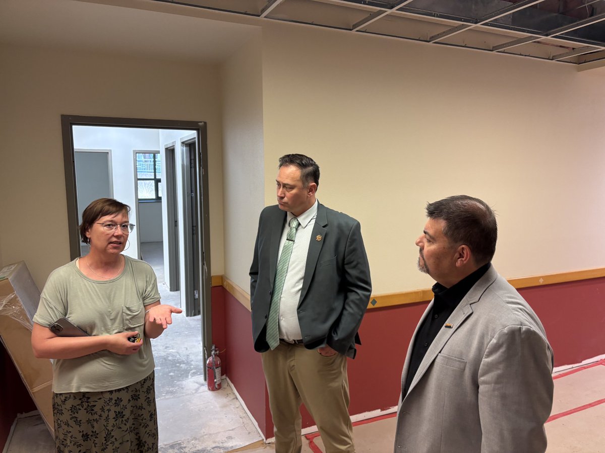 ignacior38's tweet image. Had a great meeting with Dr. Rick Marlatt, new Dean of HEST at NMSU! We discussed strengthening our LCPS–NMSU partnership, expanding educator pipelines, and toured their future Autism Diagnostic Center—an incredible resource for families across southern NM. @LCPSnet @nmsu