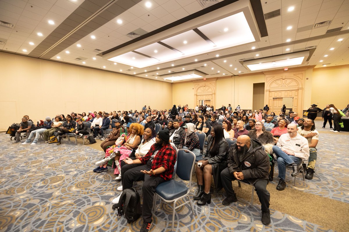 EXXXOTICA's tweet photo. With top experts and industry leaders sharing their insights and experiences, you'll gain valuable information and perspectives on a variety of topics. From sex education to the business of adult entertainment, the EXXXOTICA Seminar Series sponsored by #ProDXHealth #Pro13 , is not to be missed!