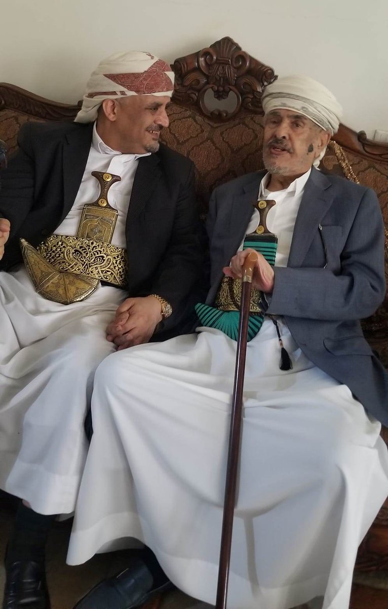 قلم✍️حرة (@qalemhurh) on Twitter photo باقي معانا هولاء الأثنين من المشائخ :
الشيخ حمير الأحمر شيخ مشائخ حاشد
والشيخ ناجي الشايف شيخ مشائخ بكيل
قالوا قد الحوثي حدد لهم عدد السيارات
والمرافقين في مواكبهم
خلوكم حذرين من هذة السلالة الكهنوتية
لن يسلم منها أحد..
#قلم_حرة باقي معانا هولاء الأثنين من المشائخ :
الشيخ حمير الأحمر شيخ مشائخ حاشد
والشيخ ناجي الشايف شيخ مشائخ بكيل
قالوا قد الحوثي حدد لهم عدد السيارات
والمرافقين في مواكبهم
خلوكم حذرين من هذة السلالة الكهنوتية
لن يسلم منها أحد..
#قلم_حرة