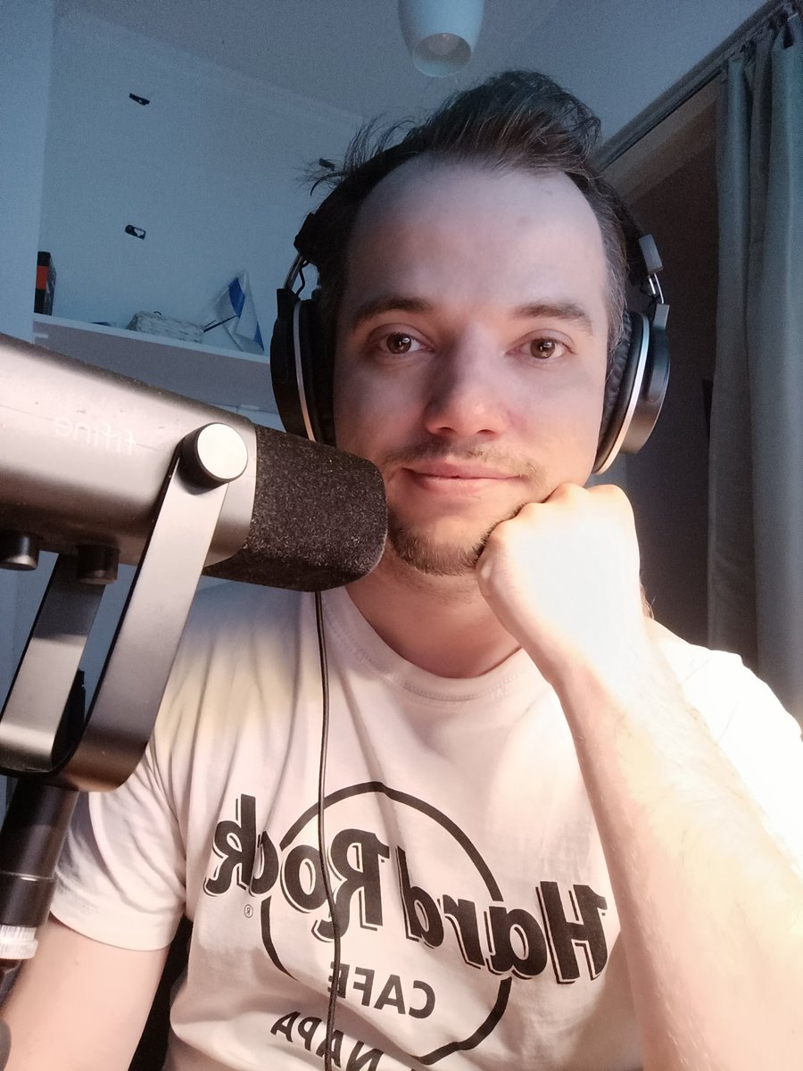 🎬 Монтажёр ищет проекты!
Делаю горизонтальные видео для YouTube:
🧩 Повествовательные
🧠 Тру-крайм / документалки
🎙 Подкасты
🎮 Игровые
🗣 «Говорящая голова»
🎥 Обзоры

Работаю в Adobe + DaVinci
🎛 Графика + звук + цвет
💼 Портфолио в ЛС
💳 Оплата РФ и зарубеж.