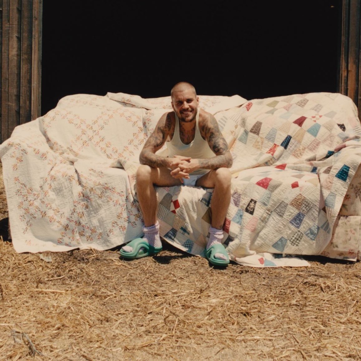 According to THR, Justin Bieber is set to release his seventh studio album TONIGHT!