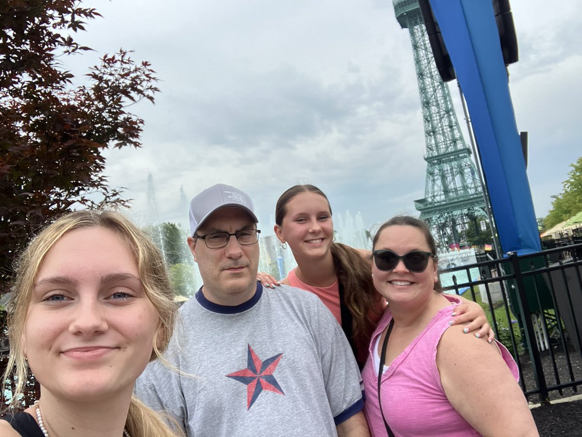LarAuker's tweet photo. @kingsisland https://t.co/MTg8OmBqPu