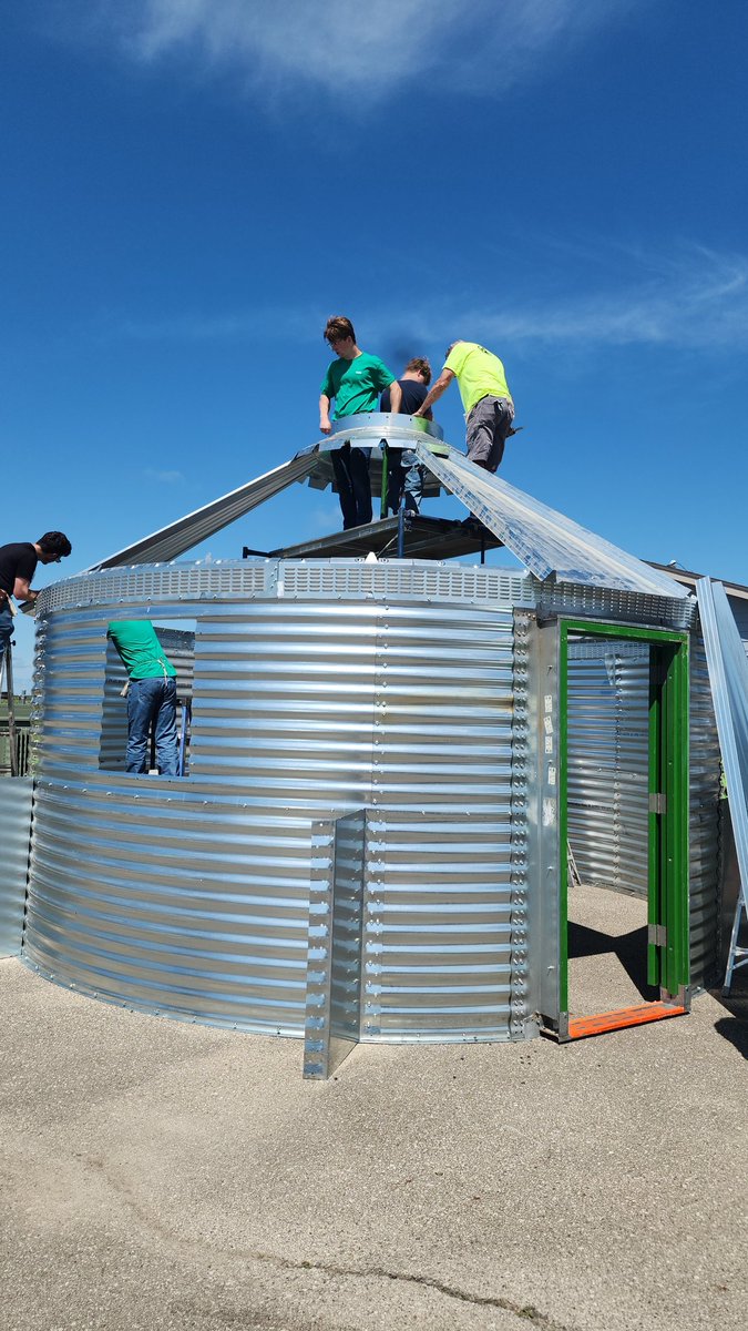 Our <a href="/SukupMfg/">Sukup Manufacturing Co.</a> Interns working hard putting up a Sukup Safe T Home for the <a href="/INDYCARatIowa/">Sukup INDYCAR Race Weekend</a> weekend!!