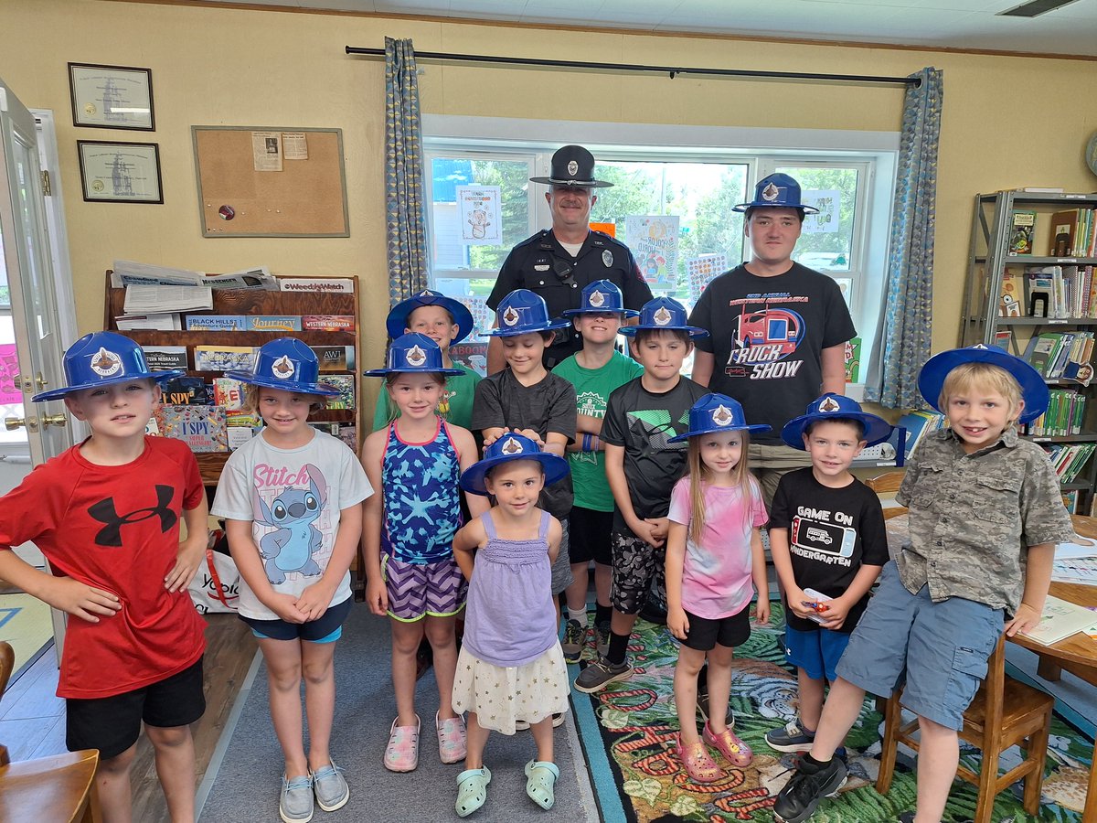 NSP_TroopE's tweet image. Our young people are our future, no one can argue that. Helping them to understand more can help them to make better choices.
I got the privilege of hanging out with kids from Sioux County to help them learn about drugs, alcohol, and treating people with respect.