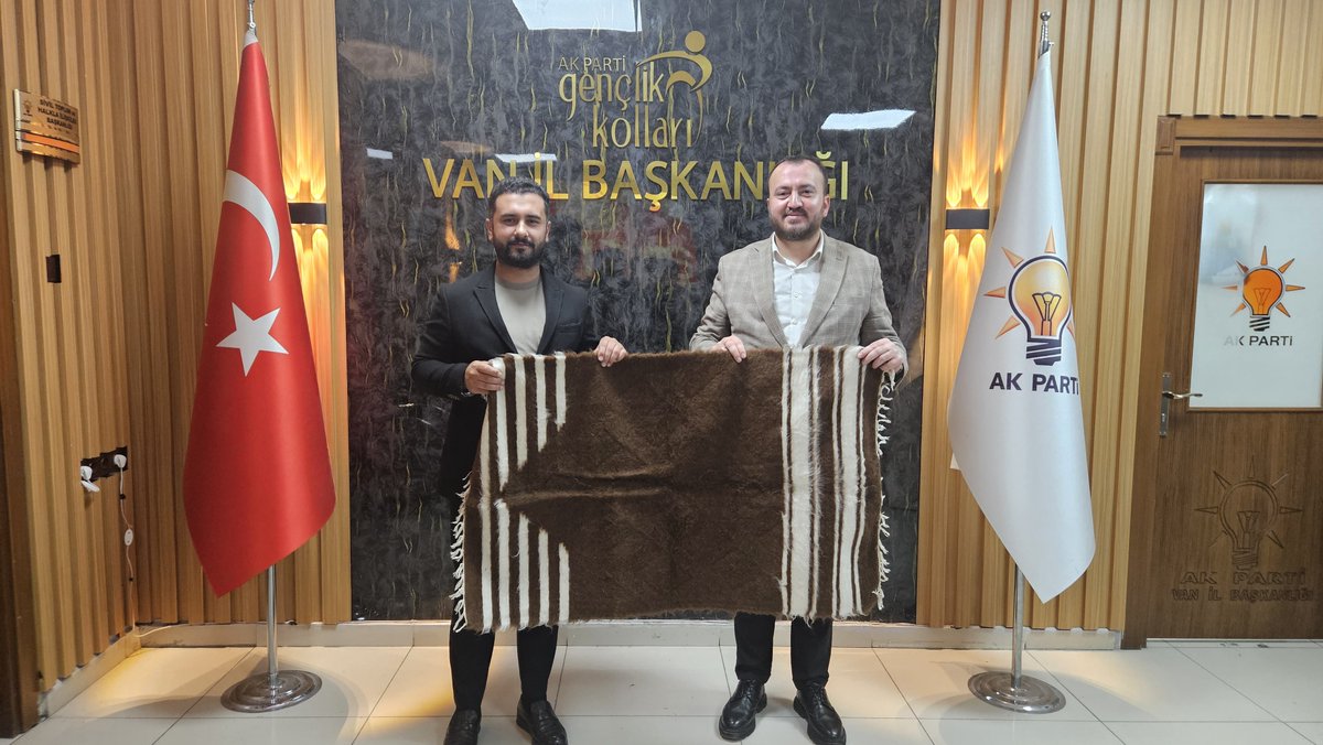 AK Gençlik VAN (@akgenclikvan) on Twitter photo 📍AK Parti İl Başkanlığı
Genel Başkan Yardımcımız Sn. Murat Resul Karaman ve İl Başkanımız Sn. Burak Gültepe ile birlikte,
Haftalık Olağan Yönetim Kurulu Toplantımızı gerçekleştirdik.
<a href="/avyusufibis/">Yusuf İBİŞ</a> <a href="/muratrkaraman/">Murat Resul KARAMAN</a> <a href="/gultepeburak/">Burak Gültepe</a> 📍AK Parti İl Başkanlığı
Genel Başkan Yardımcımız Sn. Murat Resul Karaman ve İl Başkanımız Sn. Burak Gültepe ile birlikte,
Haftalık Olağan Yönetim Kurulu Toplantımızı gerçekleştirdik.
<a href="/avyusufibis/">Yusuf İBİŞ</a> <a href="/muratrkaraman/">Murat Resul KARAMAN</a> <a href="/gultepeburak/">Burak Gültepe</a>