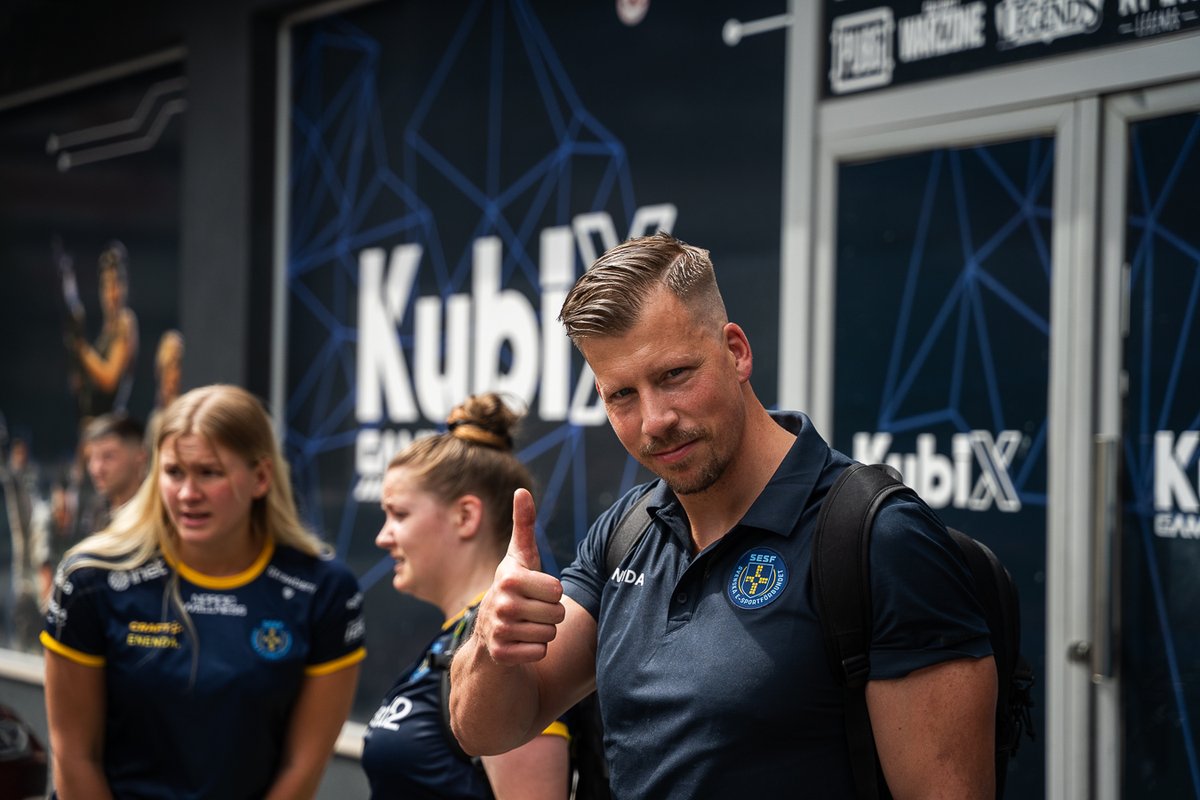 Våra grymma landslag! 🇸🇪

Tack för fortsatt stöd hemifrån 💛💙

#IESF #EEC25 #TeamSweden