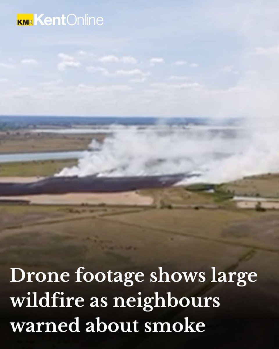 Drone footage has captured large plumes of smoke coming from a wildfire near a busy crossing.
Full story: kentonline.co.uk/sheerness/news…