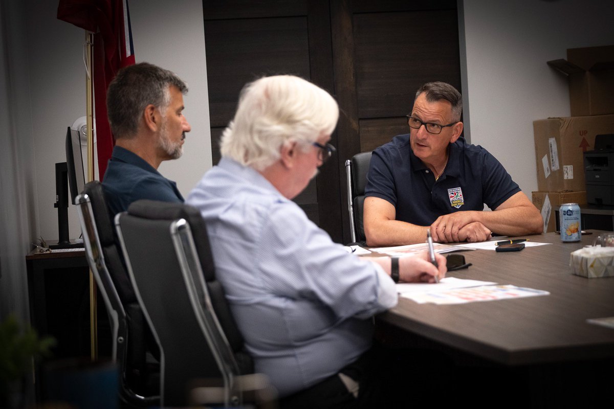Greg Rickford (@gregrickford) on Twitter photo Sitting down with members of the <a href="/MCW_FD/">McKenzie ClearWater Fire F.D</a> to strategize on partnership opportunities across the Northwest.
Together, we’re strengthening emergency responsiveness & investing in the infrastructure our first responders rely on. Sitting down with members of the <a href="/MCW_FD/">McKenzie ClearWater Fire F.D</a> to strategize on partnership opportunities across the Northwest.
Together, we’re strengthening emergency responsiveness & investing in the infrastructure our first responders rely on.