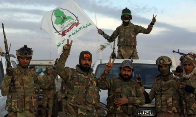 في كل قرية من الموصل تم تحريرها كانت صرخة "لبيك يا زينب" ترتفع فوق صوت الرصاص، تزلزل الأرض وتحيي المعنويات.
#بسواعدنا_انتصرنا وتحررت الموصل