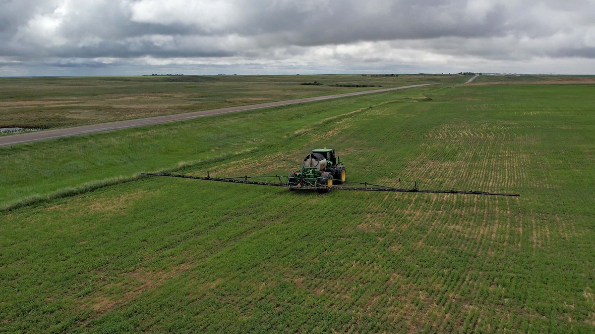 Our slow-release foliar fertilizers:

🌱 Stick to the leaf and feed the plant for up to 30 days
🌱 Mitigate environmental stress due to frost, hail, or excess moisture
🌱 Fill the nutrient uptake gap until the plant can start feeding from the soil again