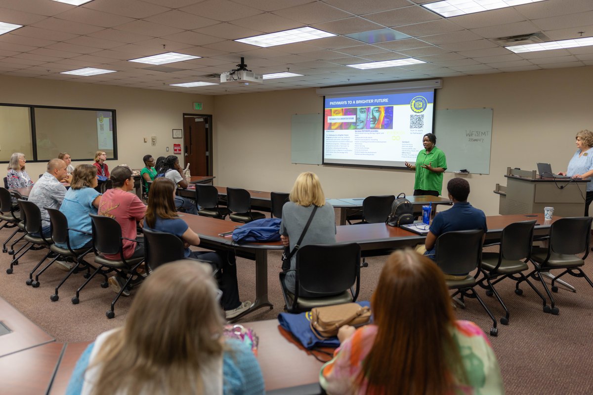 FloDar_Tech's tweet image. What a great Student Orientation today! 😁 🐝 The Fall semester is going to be awesome. There's just 1 Student Orientation left. Register today. It's not too late to apply either. You could be a Stinger this fall. #fdtech fdtc.edu/campus-life/st…