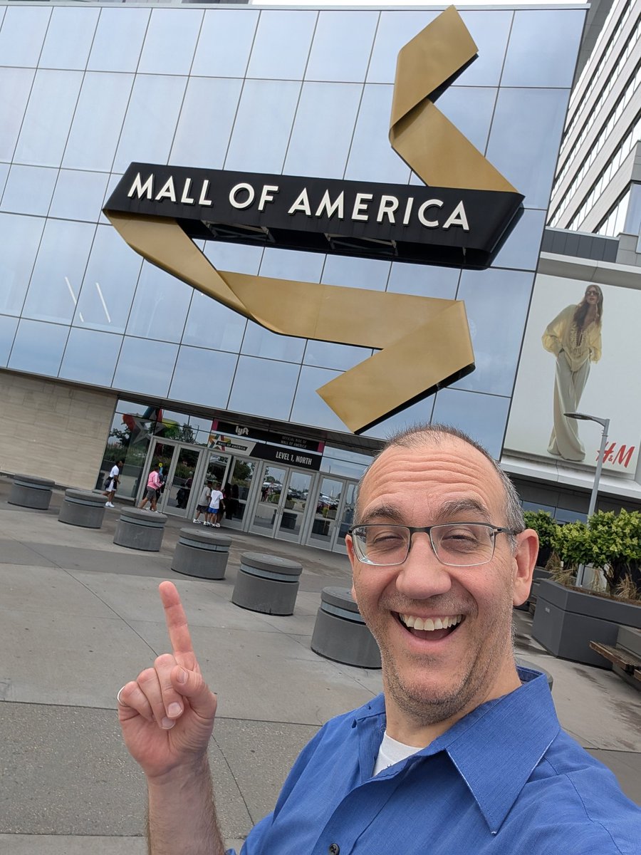 Any guess where I might be? 🤔🤔🤔