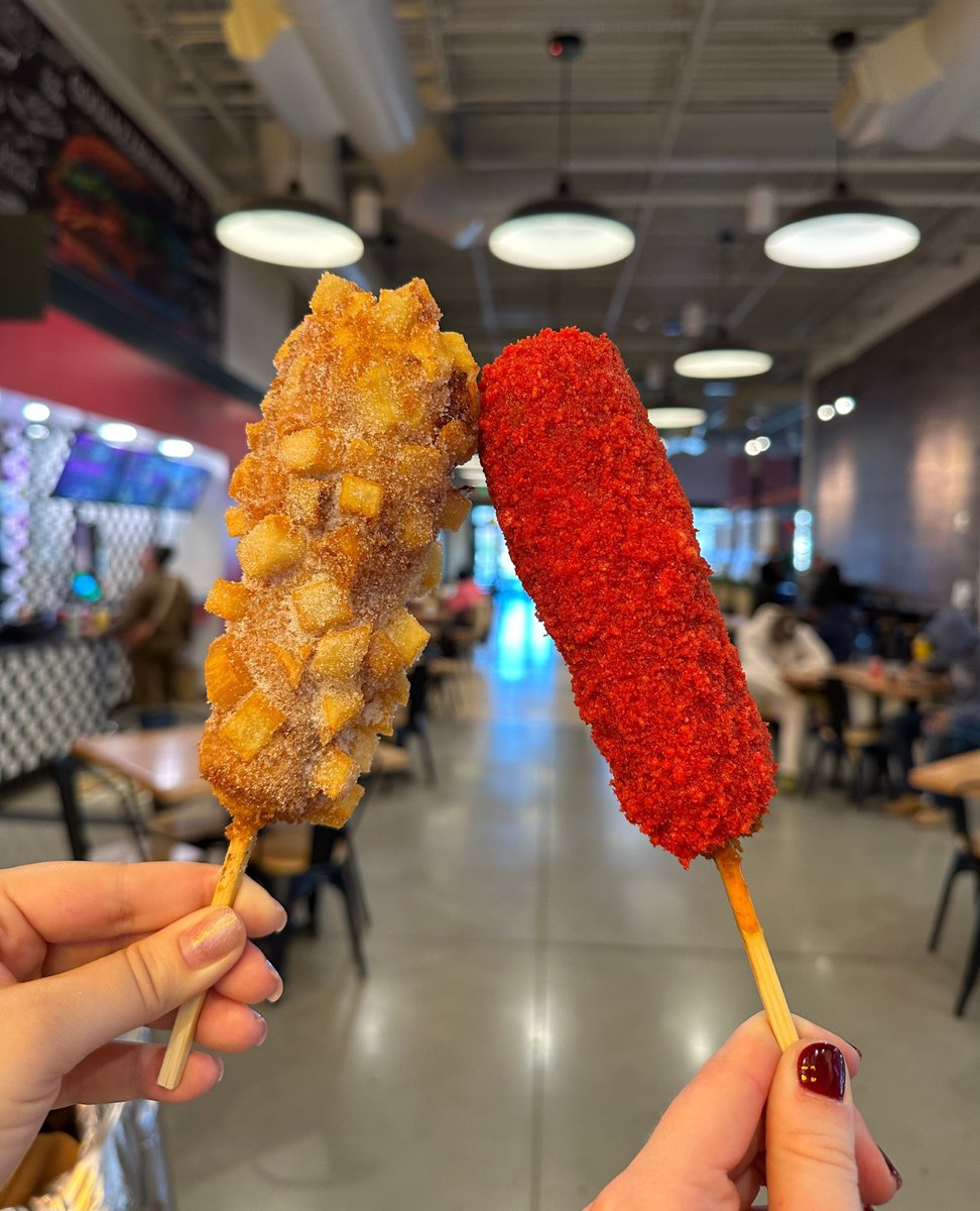 With spicy Ramyun, crispy corn dogs, ice-cold cocktails and more, ONE Korean Bistro is calling your name. Hit the food hall tonight and enjoy authentic Korean flavors right here on the West End. 🍜 #leeandwhite #atl #westend