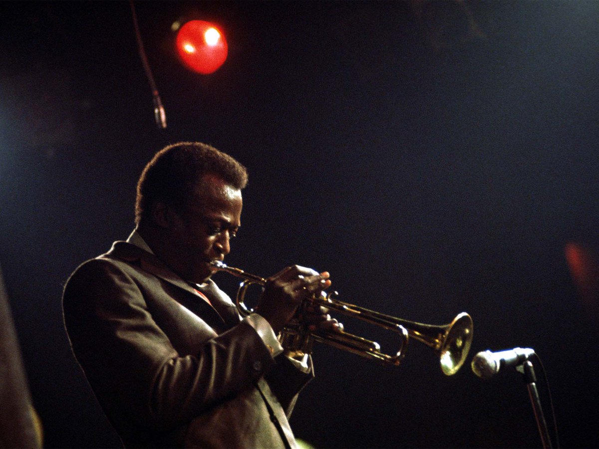 Earagail Arts Festival (@earagailarts) on Twitter photo TONIGHT🎺 Groovy Sunday: Miles Davis’ Kind of Blue ➡️More info eaf.ie/events/groovy-… or visit eaf.ie
📍 An Grianán Theatre, Letterkenny
📆Sunday 13th July, 7pm TONIGHT🎺 Groovy Sunday: Miles Davis’ Kind of Blue ➡️More info eaf.ie/events/groovy-… or visit eaf.ie
📍 An Grianán Theatre, Letterkenny
📆Sunday 13th July, 7pm