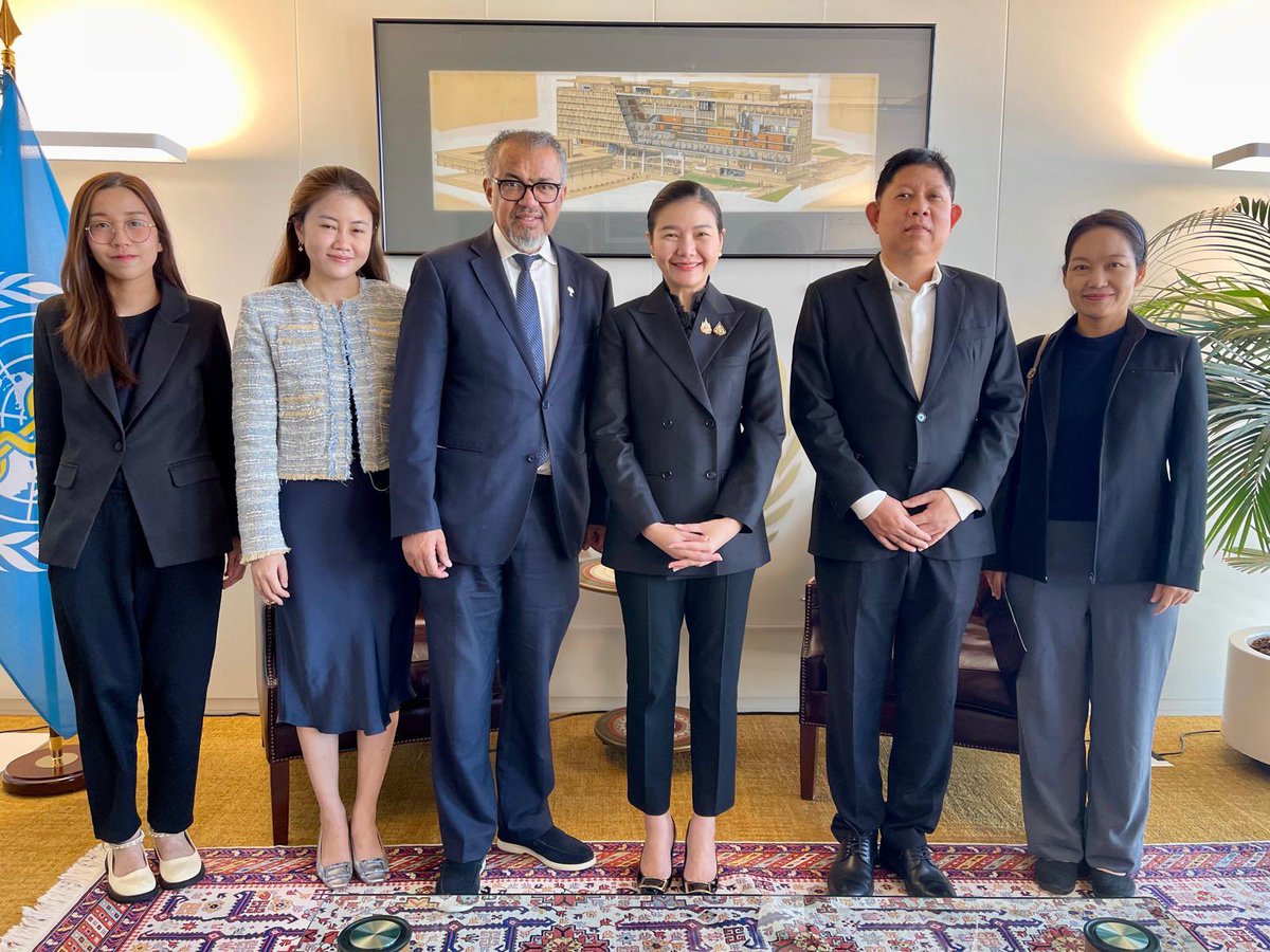 Tedros Adhanom Ghebreyesus (@drtedros) on Twitter photo Khop khun ha <a href="/j_sindhuprai/">จิราพร สินธุไพร (น้ำ)</a>, Minister attached to the Thailand Prime Minister’s office, for today’s visit to <a href="/WHO/">World Health Organization (WHO)</a>.
I thanked the Minister for #Thailand’s leadership on the prevention of noncommunicable diseases and health promotion, especially on banning e-cigarettes to protect Khop khun ha <a href="/j_sindhuprai/">จิราพร สินธุไพร (น้ำ)</a>, Minister attached to the Thailand Prime Minister’s office, for today’s visit to <a href="/WHO/">World Health Organization (WHO)</a>.
I thanked the Minister for #Thailand’s leadership on the prevention of noncommunicable diseases and health promotion, especially on banning e-cigarettes to protect