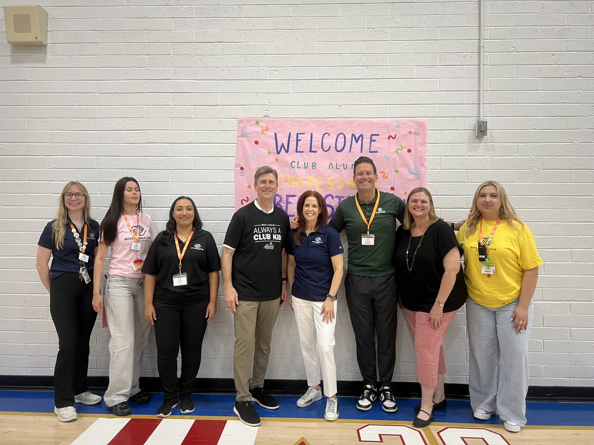 bgcarizona's tweet photo. Congressman Greg Stanton returned to #BGCAZ standing with us during a critical time.
Vital funding for our school sites is at risk. Jeopardizing support for hundreds of our families. We’re grateful for his advocacy as we fight to protect essential services. 💙 @gregstantonaz https://t.co/WHpwnstUhp