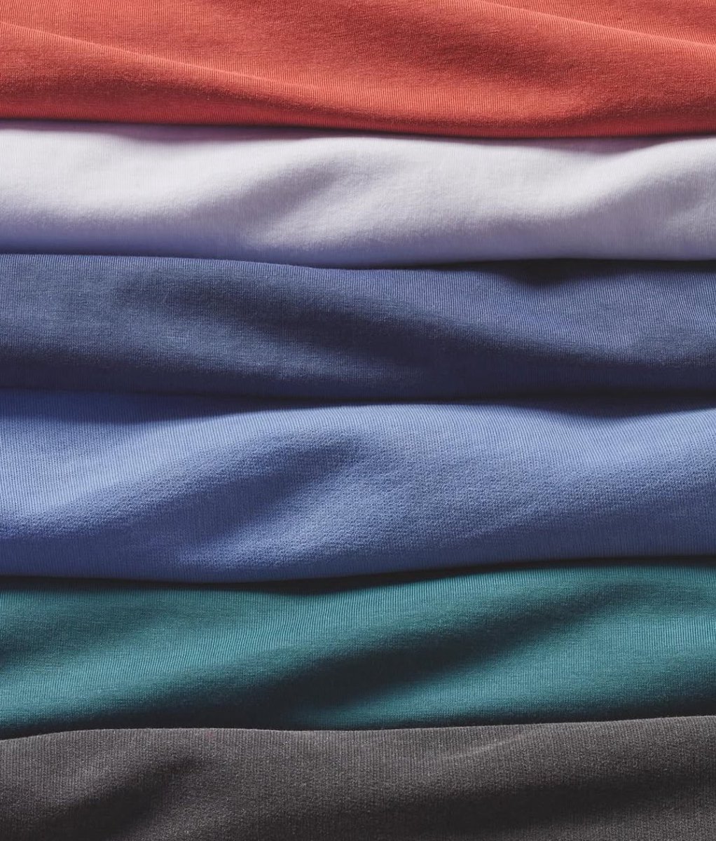 JPRESS_1902's tweet image. NOW AVAILABLE: J. PRESS VINTAGE WASH
Introducing our capsule collection of garment-dyed crewneck sweatshirts, polos, and rugbies made from the softest Peruvian cotton in easy, vintage-washed colors. Very limited quantities