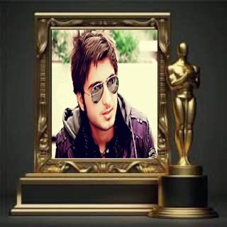 #حبيبي
ومن لي سواكَ
ملاذا ودفئا
وقلبا غزير الهوى
ليس يبخل
بقربكَ يذهب
برد الشتاء
ويغدو الربيع
بعمري أطول
هجرت جمال
الحياة لأني رأيت
الحياة بعينيكَ أجمل