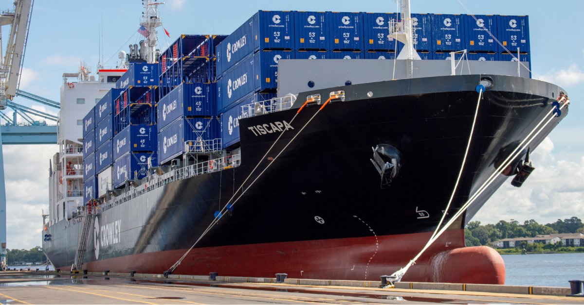 CrowleyMaritime's tweet image. Crowley’s newest container ship, Tiscapa, has launched its first commercial voyage, expanding cargo capacity and frequency of service between the U.S., Dominican Republic, and Central America.
crow.ly/40eqgf8
